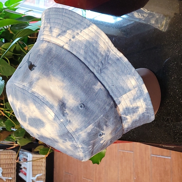 Puma Unisex Bucket Hat - Picture 2 of 8